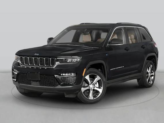 JEEP GRAND CHEROKEE 2023 1C4RJYB6XPC624207 image